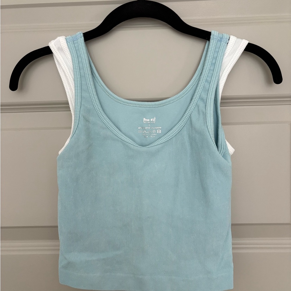 Pack of two workout tops